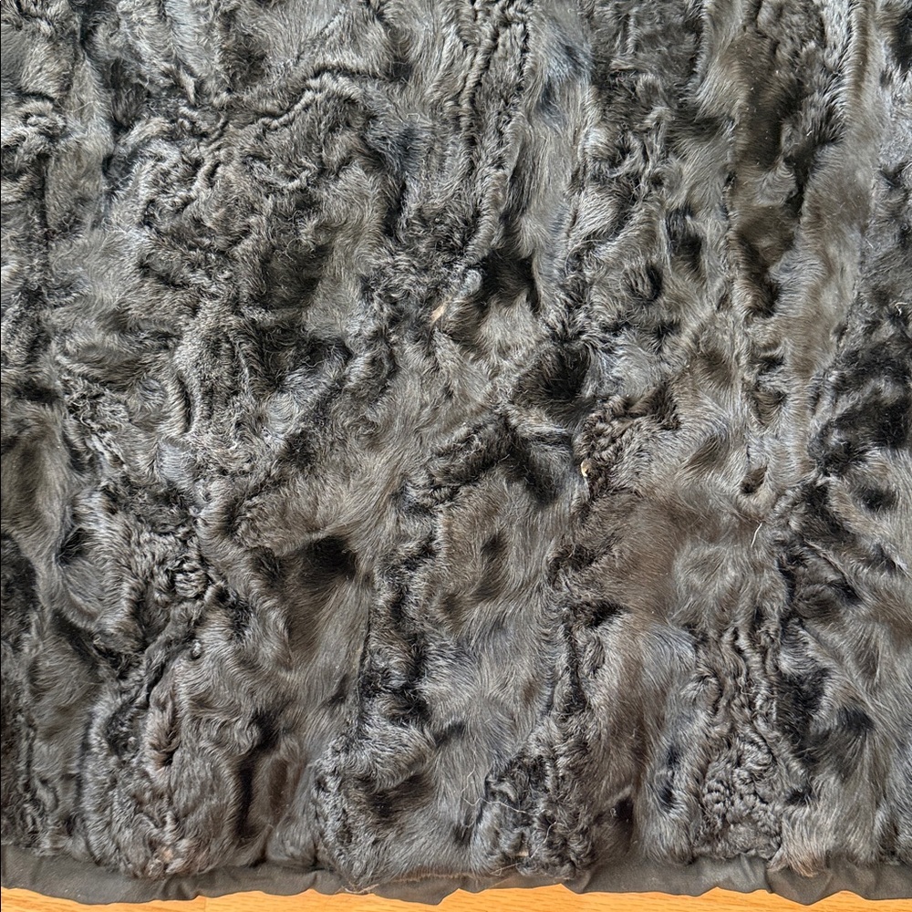 Vintage Real Fur coat for Restyle or Repurpose - Picture 4 of 16